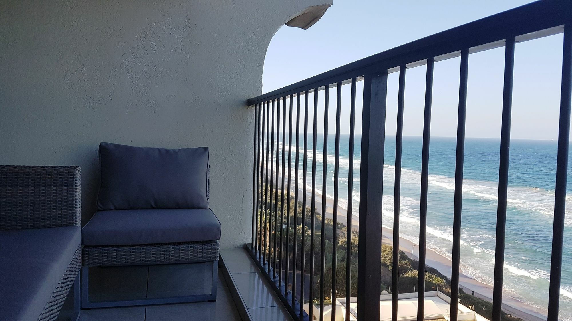803 Bermudas - By Stay In Umhlanga Дърбан Екстериор снимка